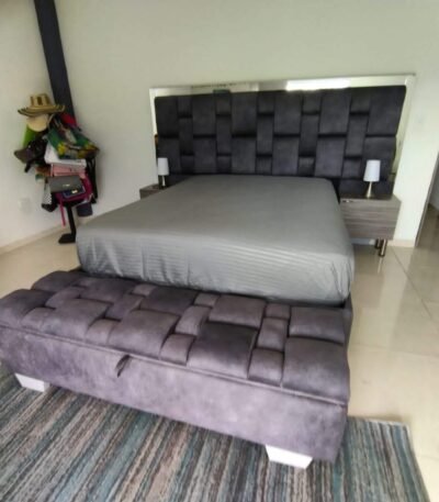 Alcoba Rolex diseño XL Con mesa de noche y cajón baúl para almacenar